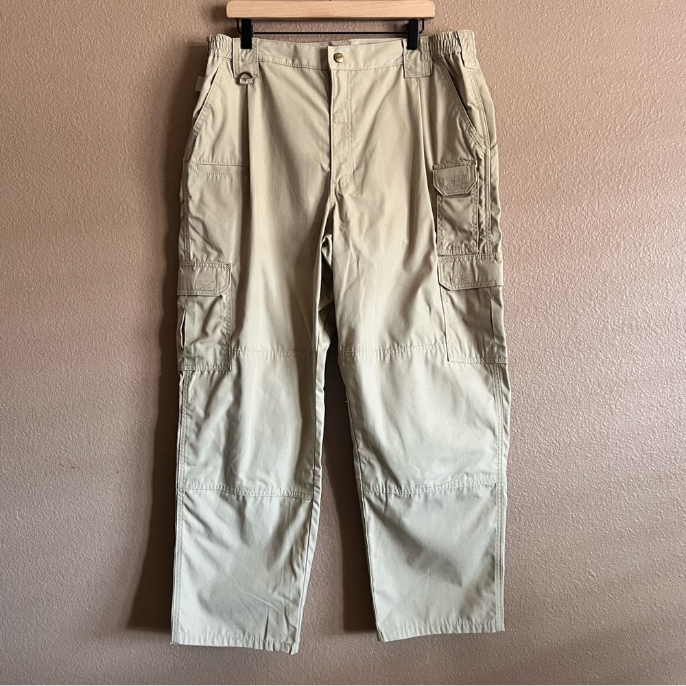 5.11 Tactical Men's Beige Cargo Pants Size 40x30